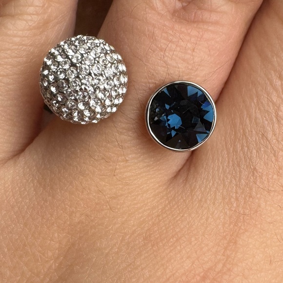 Swarovski Jewelry - Swarovski ring single with double gem